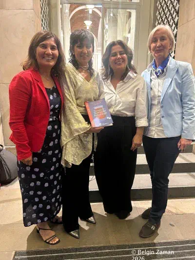 Eröffnung Deutsch-Türkische Kulturtage mit (v.l.n.r.) Derya Yildirim, Zuhal Akdogan (Can Arkadas) und Dr. Gesa Schönermark (Stiftung Niedersachsen)